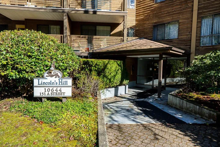 106 10644 151A STREET, Surrey, British Columbia V3R8R3