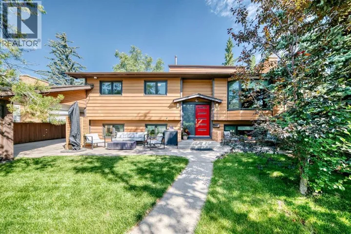 9120 48 Avenue NW, Calgary, Alberta T3B2B2