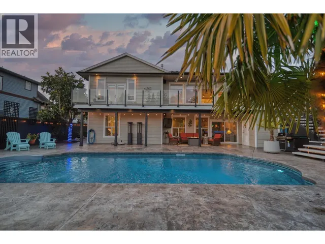 6369 JASPER ROAD, Sechelt, British Columbia V7Z0R7