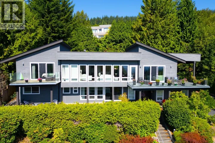 1135 GROVELAND COURT, West Vancouver, British Columbia V7S1Z7