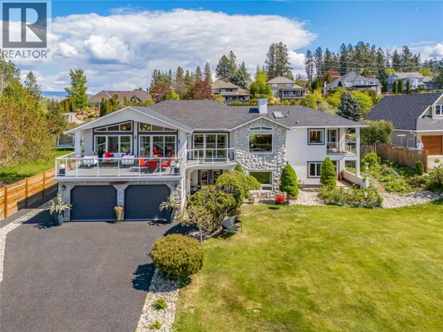 4325 Takla Road, Kelowna, British Columbia V1W3C4