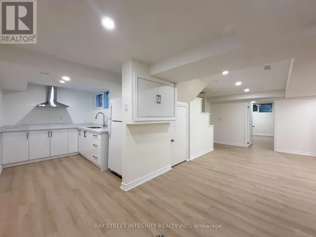LOWER - 40 RIPPLETON ROAD, Toronto (Banbury-Don Mills), Ontario M3B1H6