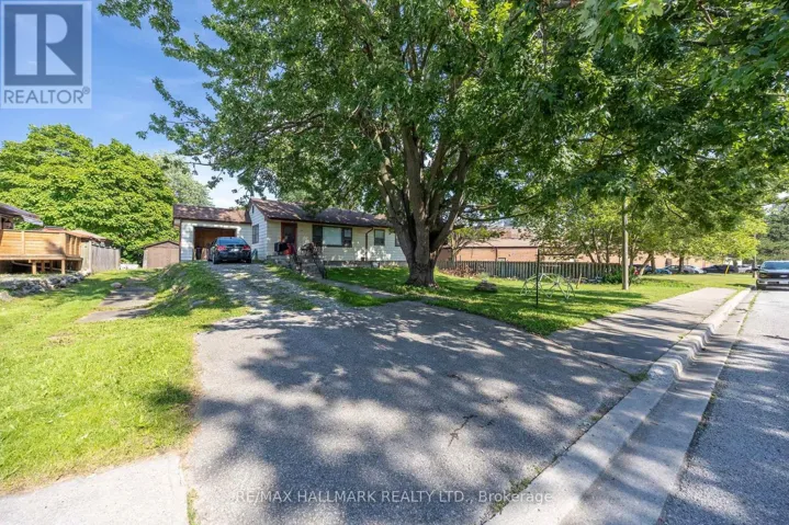 1911 GLENVIEW ROAD, Pickering (Town Centre), Ontario L1V1W9