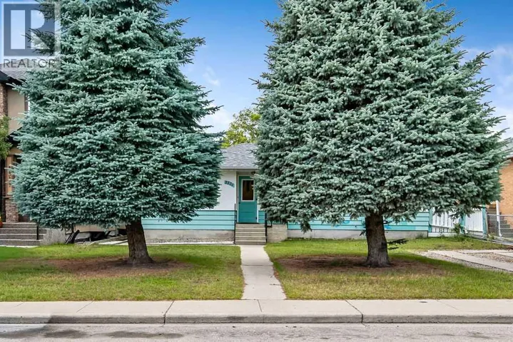 3335 38 Street SW, Calgary, Alberta T3E3G6
