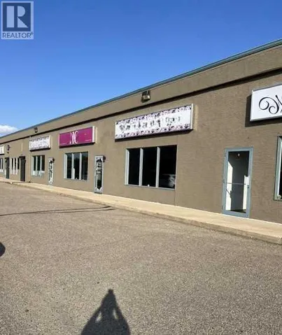9 / 10 / 11, 3295 Dunmore Road SE, Medicine Hat, Alberta T1B3R2