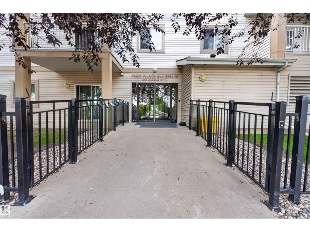 #221 245 EDWARDS DR SW, Edmonton, Alberta T6X1J9