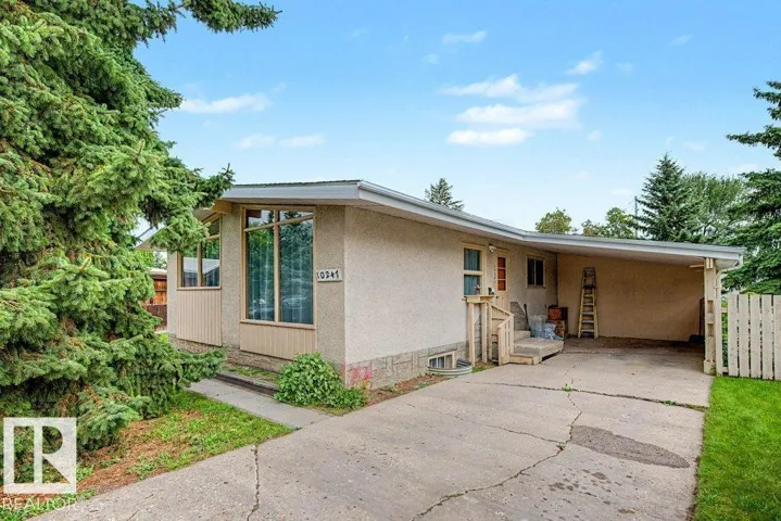 10247 63A ST NW, Edmonton, Alberta T6A2N3