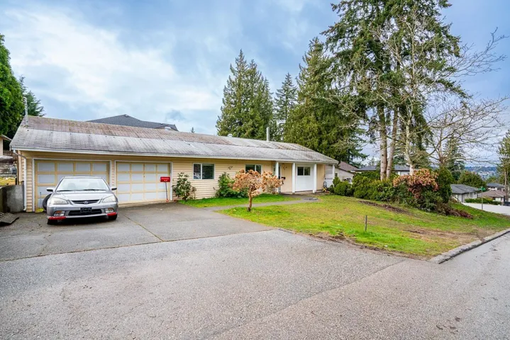 11397 141A STREET, Surrey, British Columbia V3R8Z1