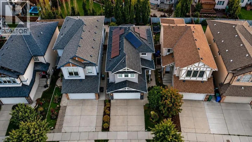 725 NEW BRIGHTON Drive SE, Calgary, Alberta T2X0X7