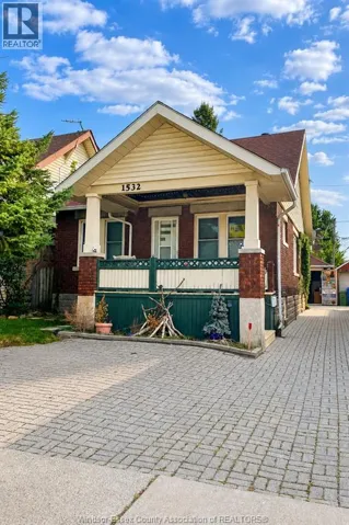 1532 DUFFERIN AVENUE, Windsor, Ontario N8X3K5