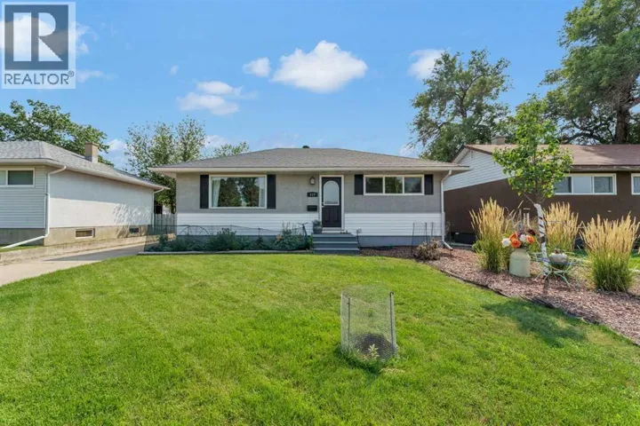 117 14 Street NW, Medicine Hat, Alberta T1A6R5