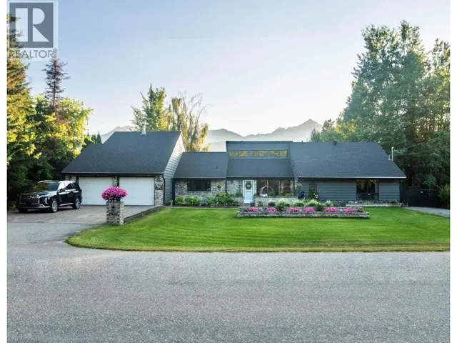 1930 CRANBERRY PLACE, Valemount, British Columbia V0E2Z0
