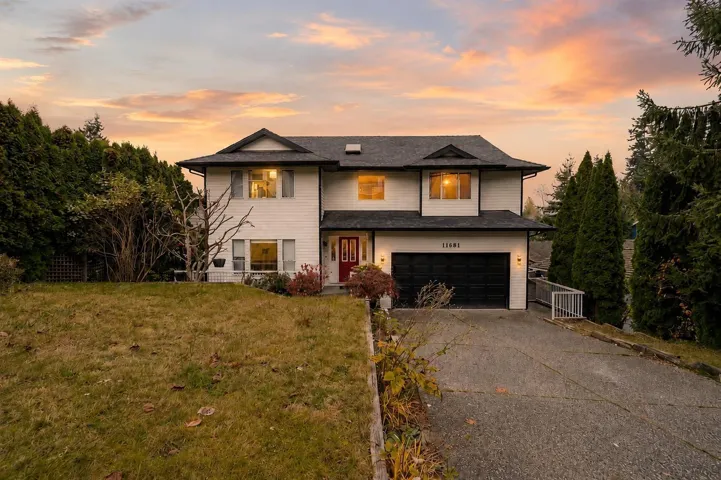 11681 99A AVENUE, Surrey, British Columbia V3V7K5