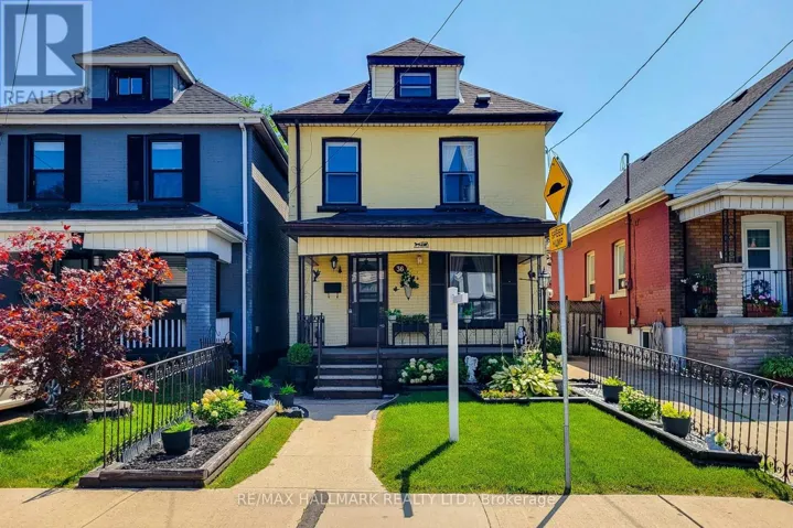 36 DALKEITH AVENUE, Hamilton (Crown Point), Ontario L8L3J2