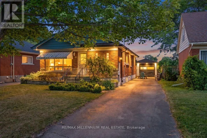 37 RADFORD STREET, Hamilton (Ainslie Wood), Ontario L8S3E5