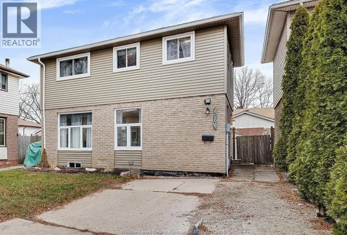 9260 ARNCLIFFE COURT, Windsor, Ontario B8S4J9