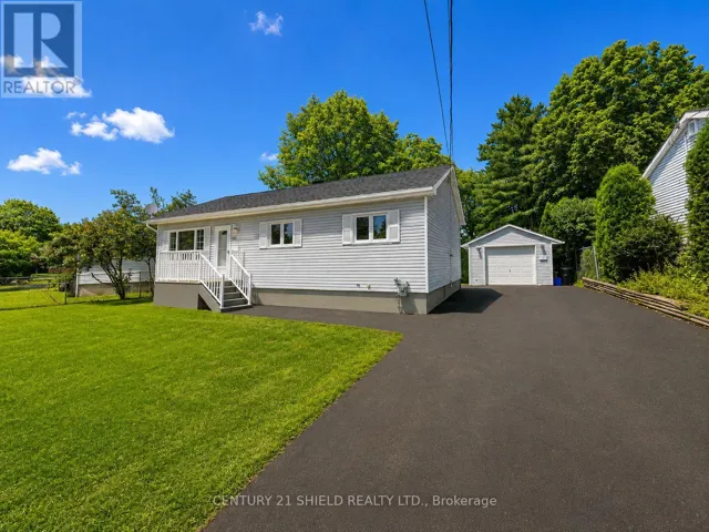 117 ELLEN AVENUE, Cornwall, Ontario K6J3L8