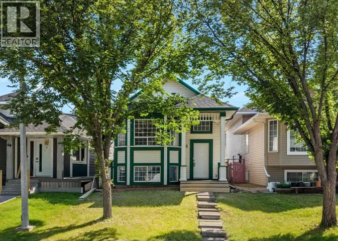 45 Martinridge Crescent NE, Calgary, Alberta T3J4S8