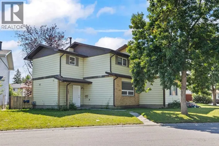 767 Whitehill Way NE, Calgary, Alberta T1Y3E6