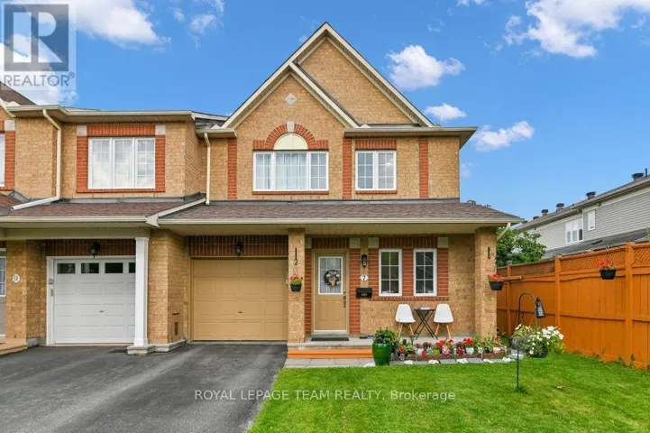 7 KARENDALE STREET, Ottawa, Ontario K2G6V7