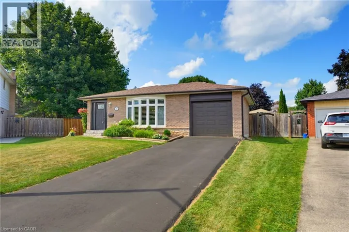 20 CLOVER Court, Paris, Ontario N3L3M7