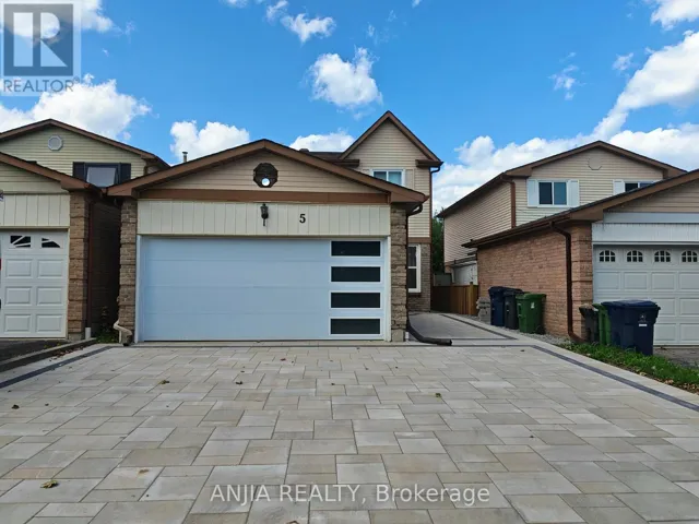 5 MUIRLANDS DRIVE, Toronto (Milliken), Ontario M1V2B3