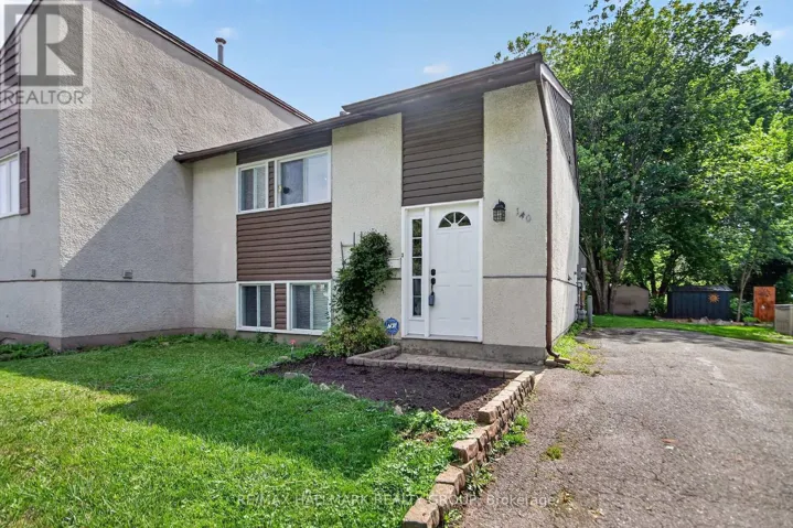 140 ROTHESAY DRIVE, Ottawa, Ontario K2L1P1