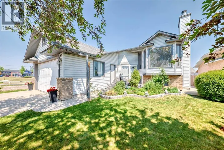 68 Harvest Oak Way NE, Calgary, Alberta T3K3Y2