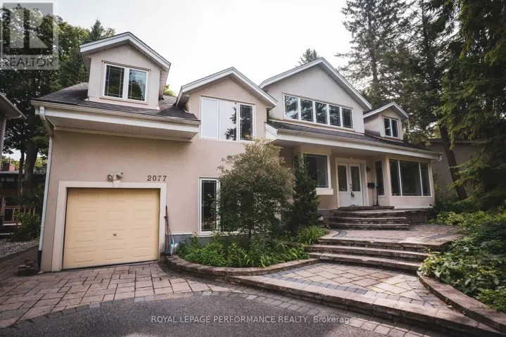 2077 PALMER AVENUE, Ottawa, Ontario K1H5Z3