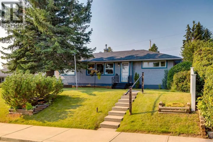723 Trafford Drive NW, Calgary, Alberta T2K2T5