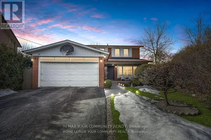 18 TERRYELLEN CRESCENT, Toronto (Markland Wood), Ontario M9C1H7