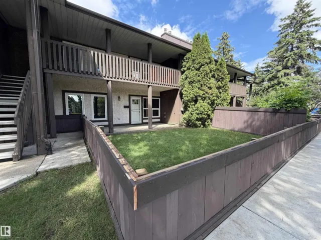 164 SURREY GARDENS GD NW, Edmonton, Alberta T5T1Z3