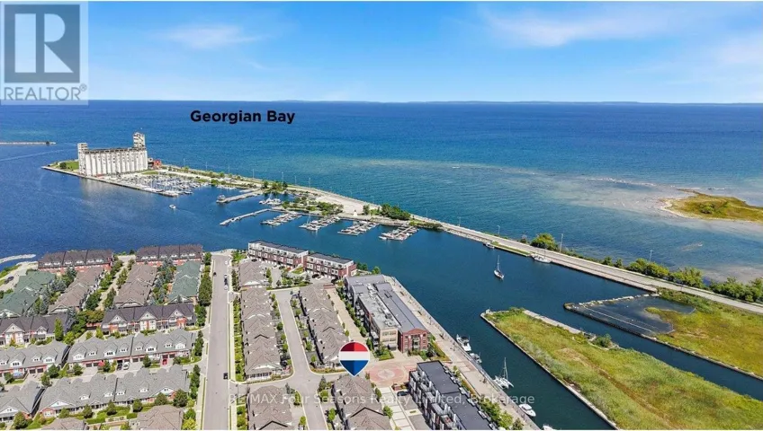 2 SHIPYARD LANE, Collingwood, Ontario L9Y2X4