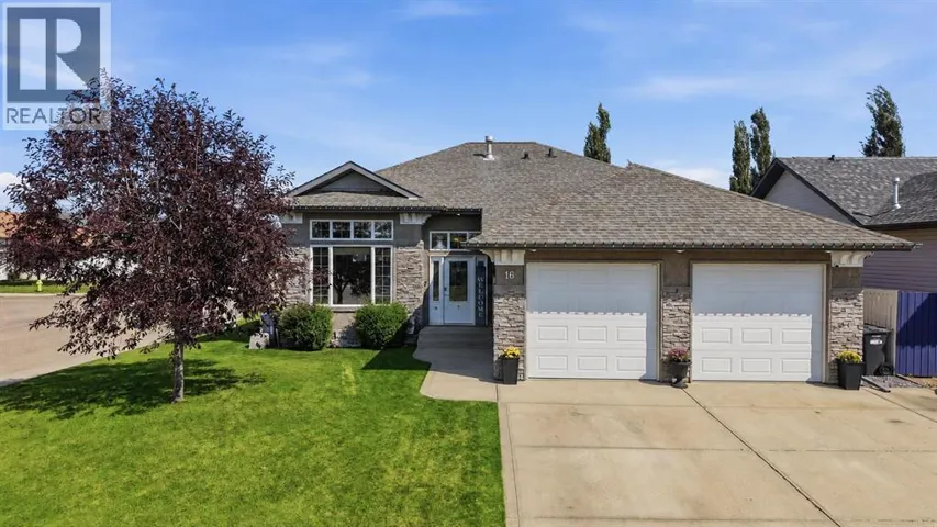 16 Filbert Close, Sylvan Lake, Alberta T4S2L2