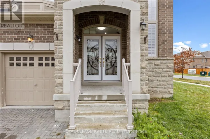 1 MORNINGSTAR AVENUE, Whitby (Rolling Acres), Ontario L1R0P2