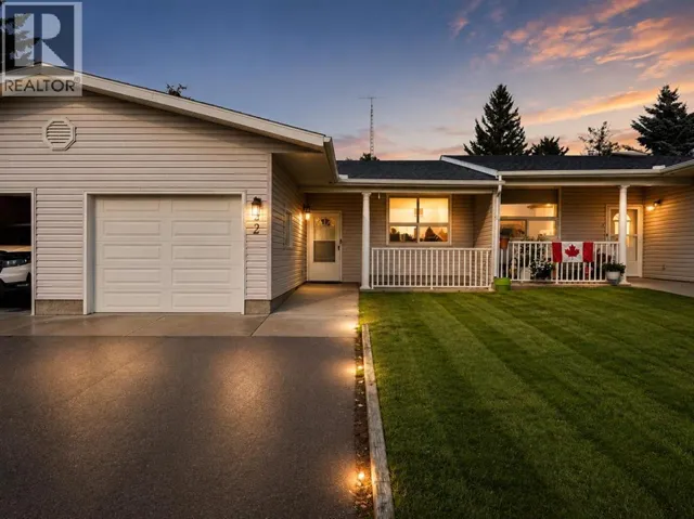 2, 717 centre Street, Vulcan, Alberta t0l2b0