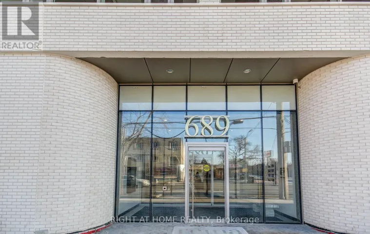 504 - 689 THE QUEENSWAY, Toronto (Stonegate-Queensway), Ontario M8Y0C8