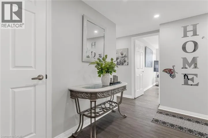 40 HARRISFORD Street Unit# 608, Hamilton, Ontario L8K6N1