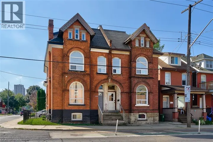 340 CANNON Street E Unit# 2, Hamilton, Ontario L8L2B9
