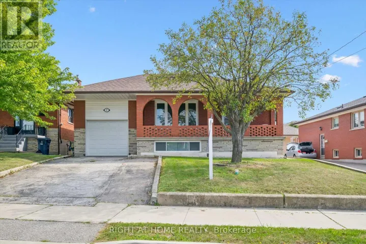 27 JOCADA ROAD, Toronto (Maple Leaf), Ontario M6L2J4