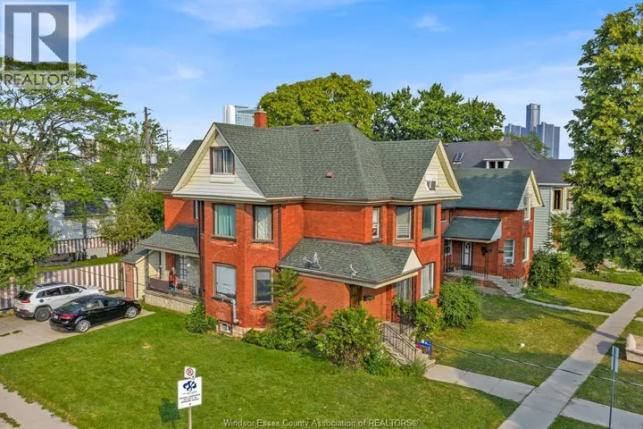 669-677 Marentette Unit# Upper, Windsor, Ontario N9A1Z3