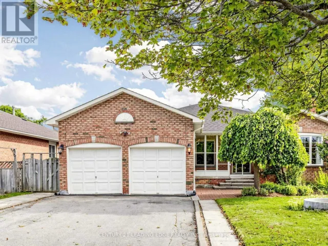 9 COATES CRESCENT, Richmond Hill (Oak Ridges Lake Wilcox), Ontario L4E2M3