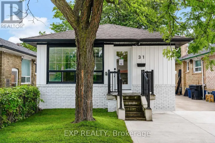 31A LAUREL AVENUE, Toronto (Kennedy Park), Ontario M1K3J3