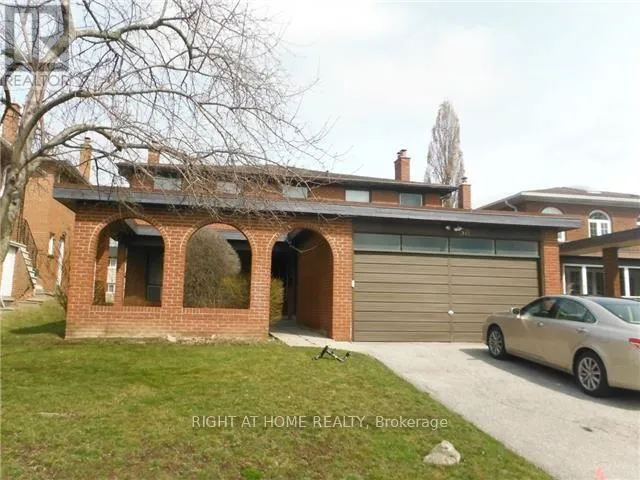 38 CLOVERCREST ROAD, Toronto (Don Valley Village), Ontario M2J1Z6