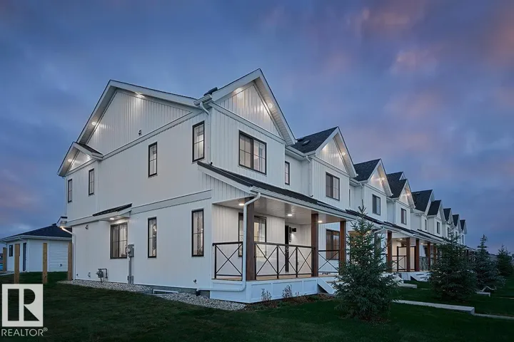 9008 Gilbert CL NW, Edmonton, Alberta T5T7Z3