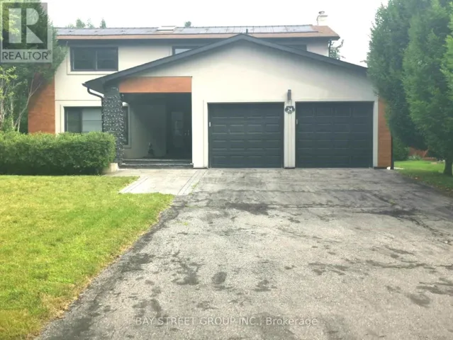 24 AVONDALE CRESCENT, Markham (Markham Village), Ontario L3P2K1