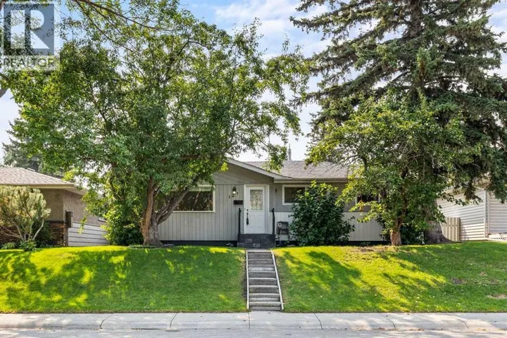 127 Fredson Drive SE, Calgary, Alberta T2H1E2