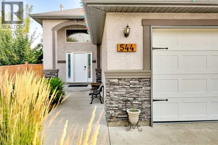 544 Couleesprings Crescent S, Lethbridge, Alberta T1K5R3