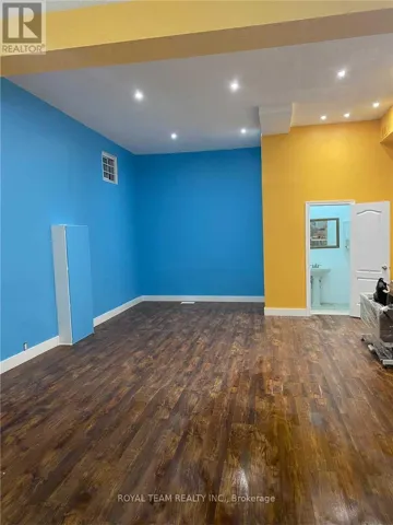 106-108 KING STREET, Toronto (Weston), Ontario M9N1L5