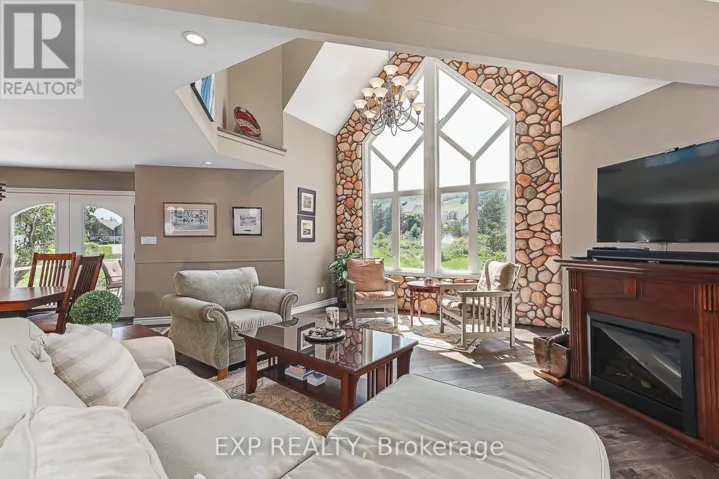106 CROSSAN COURT, Blue Mountains, Ontario L9Y0M3